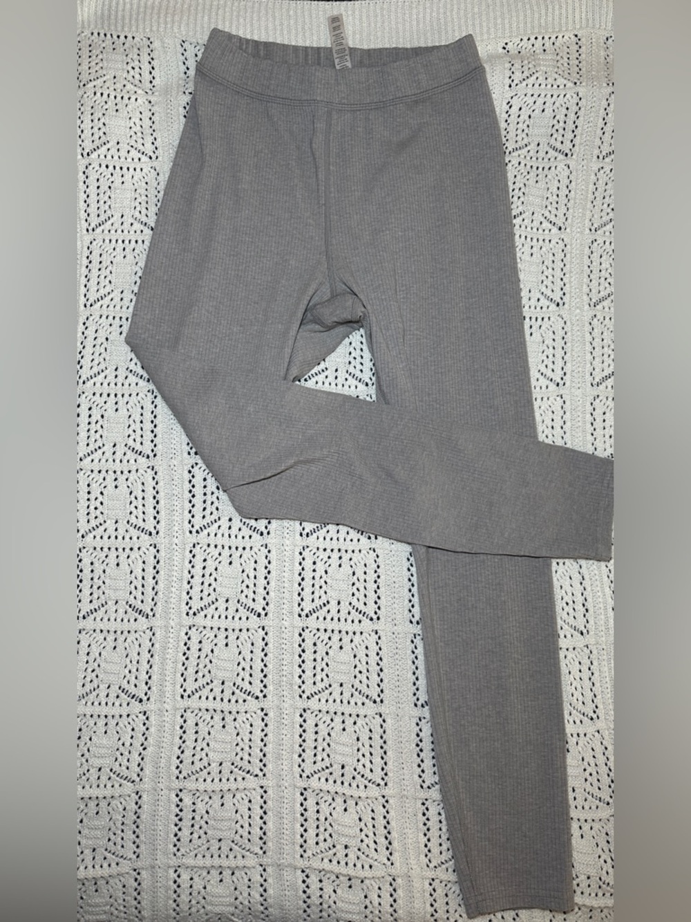 ALO Yoga Ribbed High-Waist 7/8 Blissful Legging - Dove Grey Heather